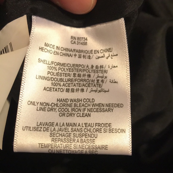 BCBGeneration Black Structured Mini Skirt With Pockets Women’s Size 4 - Picture 6 of 9